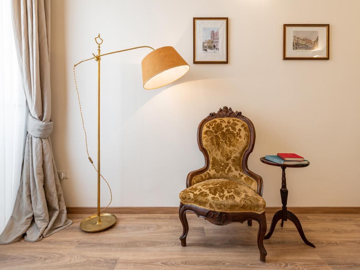 B&B Palazzo Merello Каляри Екстериор снимка