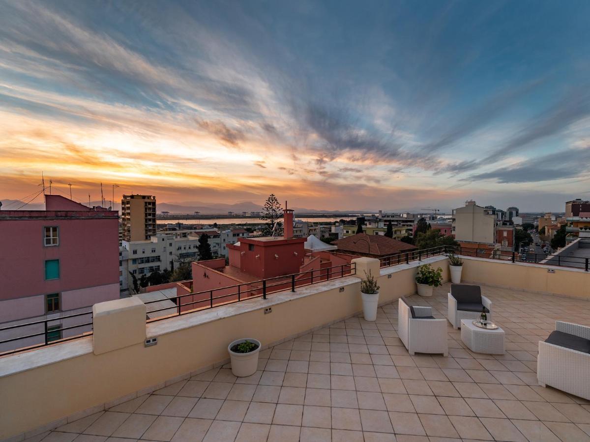 B&B Palazzo Merello Каляри Екстериор снимка