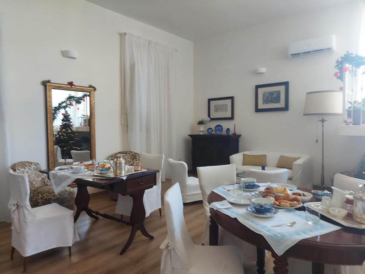 B&B Palazzo Merello Каляри Екстериор снимка