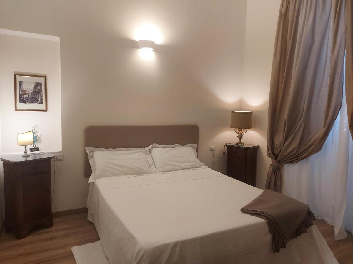 B&B Palazzo Merello Каляри Екстериор снимка